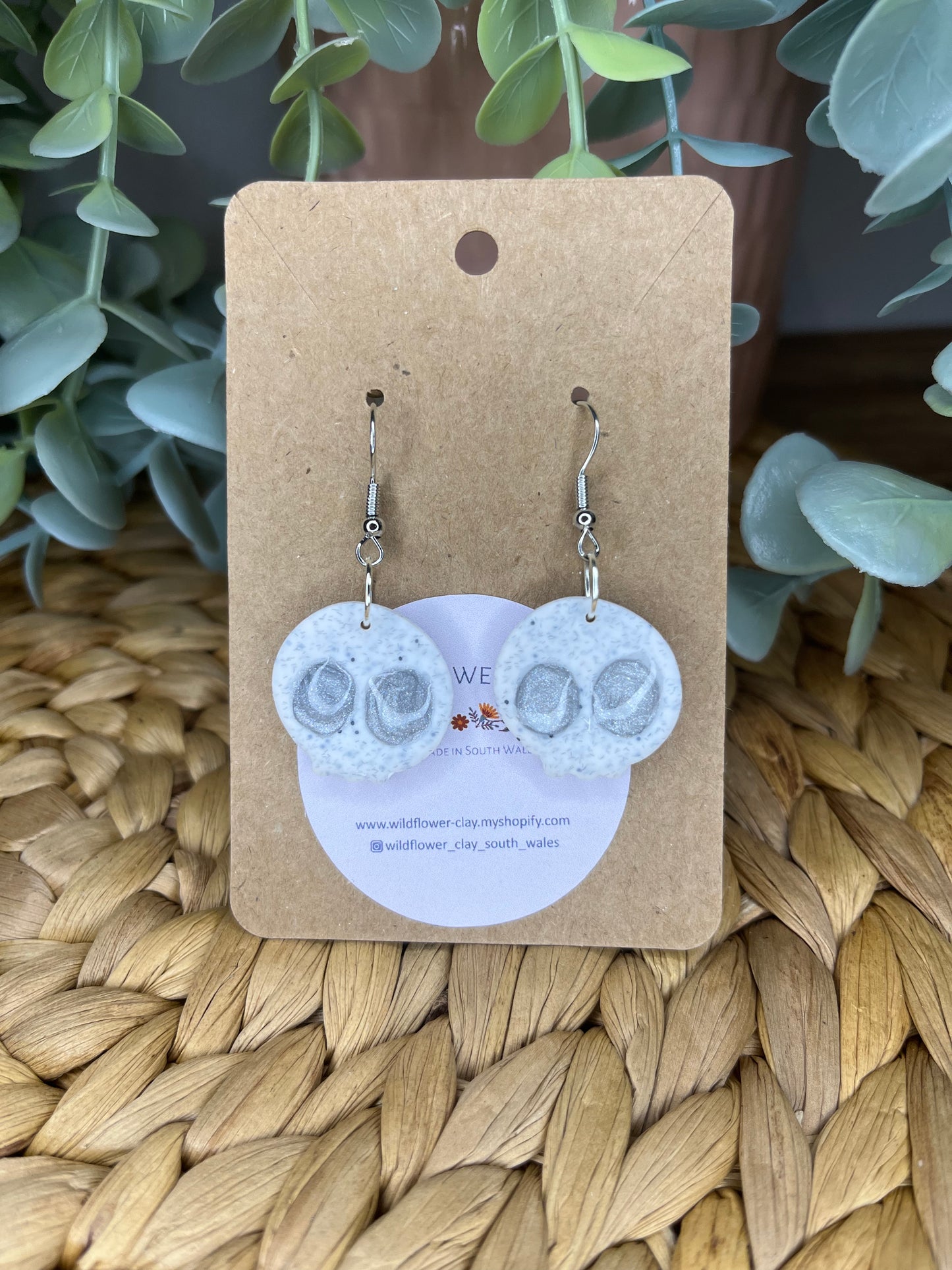 Halloween skulls (silver)