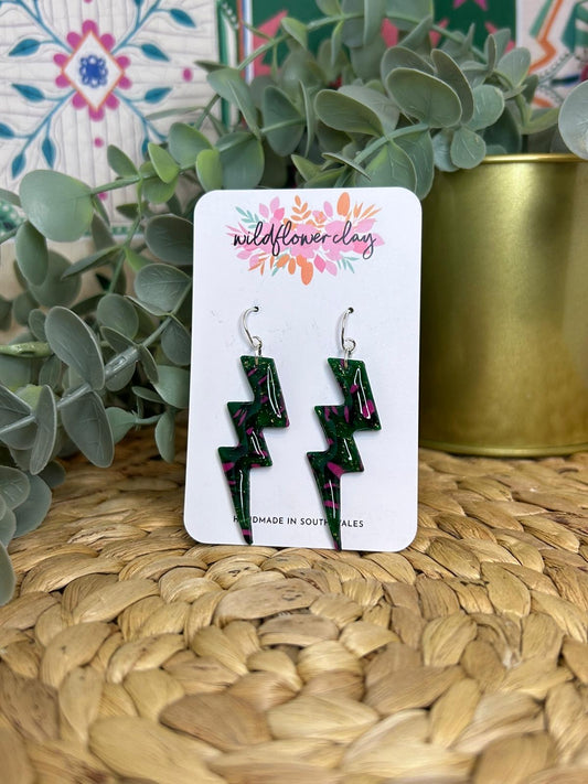 Green and pink lightning bolts
